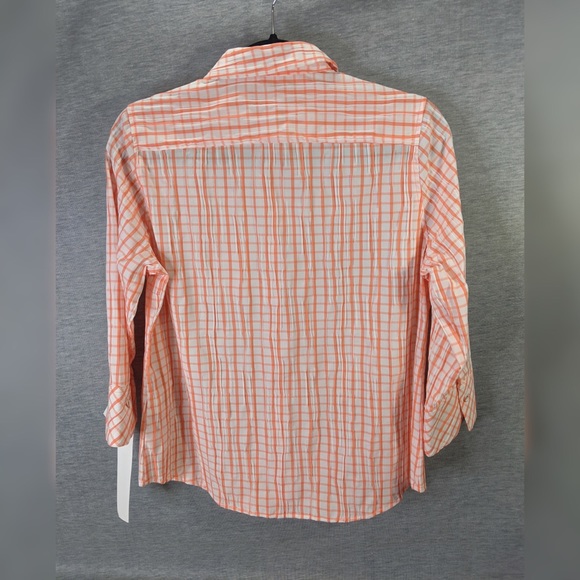 🎅🏻 3/$50 2x 👯‍♀️Host Pick⚡️ Foxcroft Crinkle Texture Tattersall Shirt - Picture 4 of 9